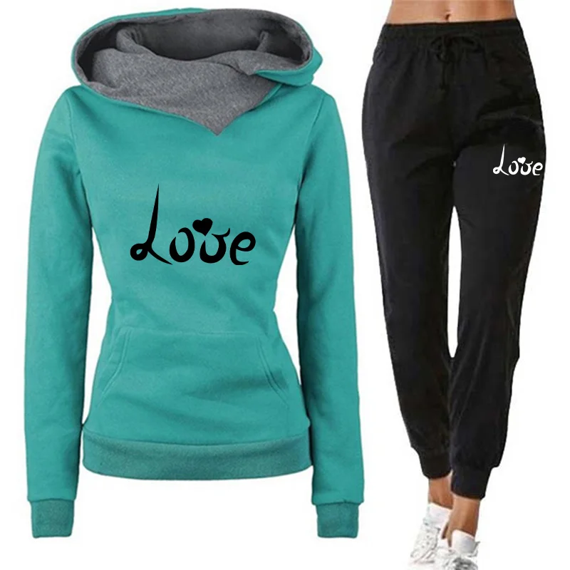 Tuta da donna con cappuccio e  - Winter Clothing Deals recensione e prezzo