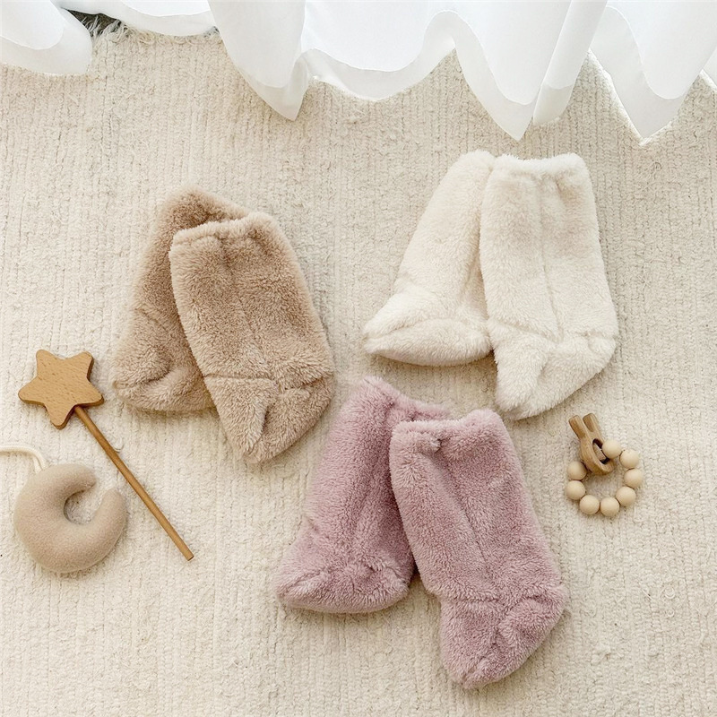Caldi calzini invernali per ba - Winter Clothing For Baby Girl recensione e prezzo