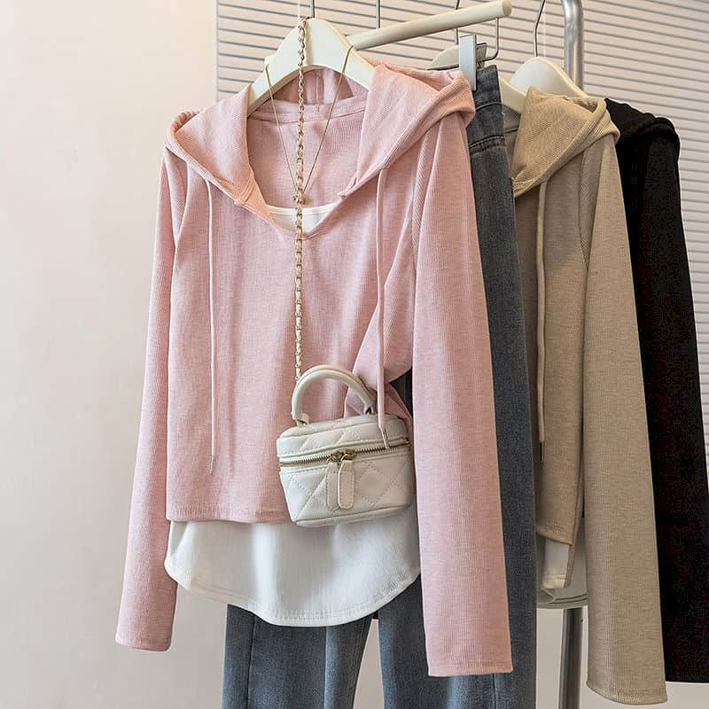 T-shirt con cappuccio, effetto - Winter Clothing Colors 2026 recensione e prezzo